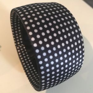 ⭐️3/$20⭐️Large one size bracelet